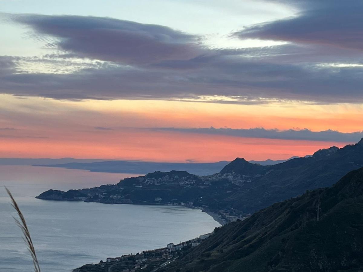 Casanima Vista Incantevole Vicino Taormina فورتْسا داغْرو المظهر الخارجي الصورة