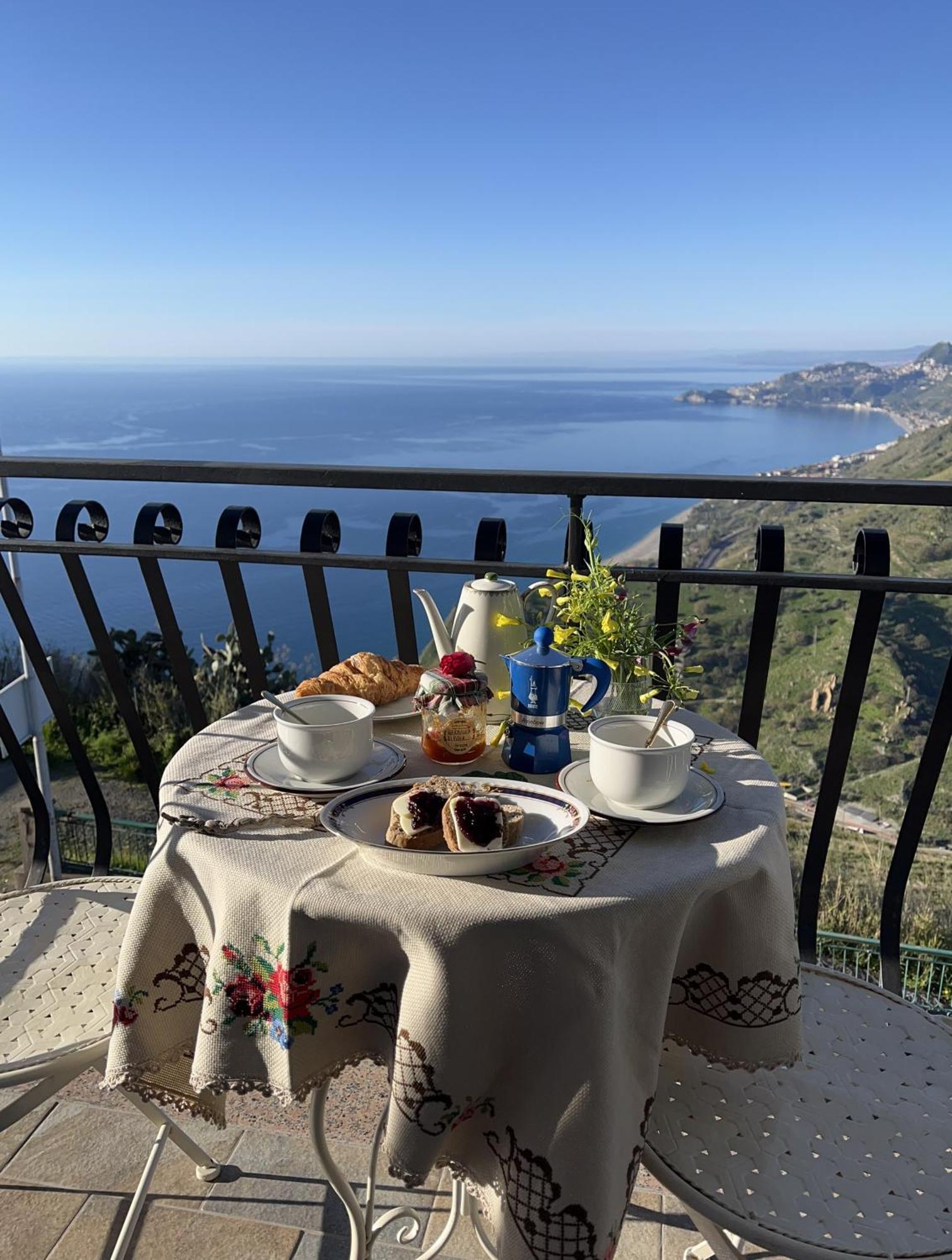 Casanima Vista Incantevole Vicino Taormina فورتْسا داغْرو المظهر الخارجي الصورة
