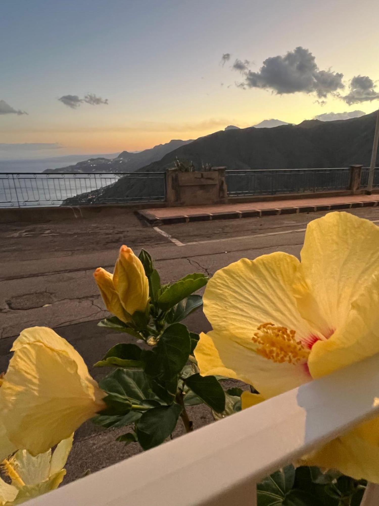 Casanima Vista Incantevole Vicino Taormina فورتْسا داغْرو المظهر الخارجي الصورة