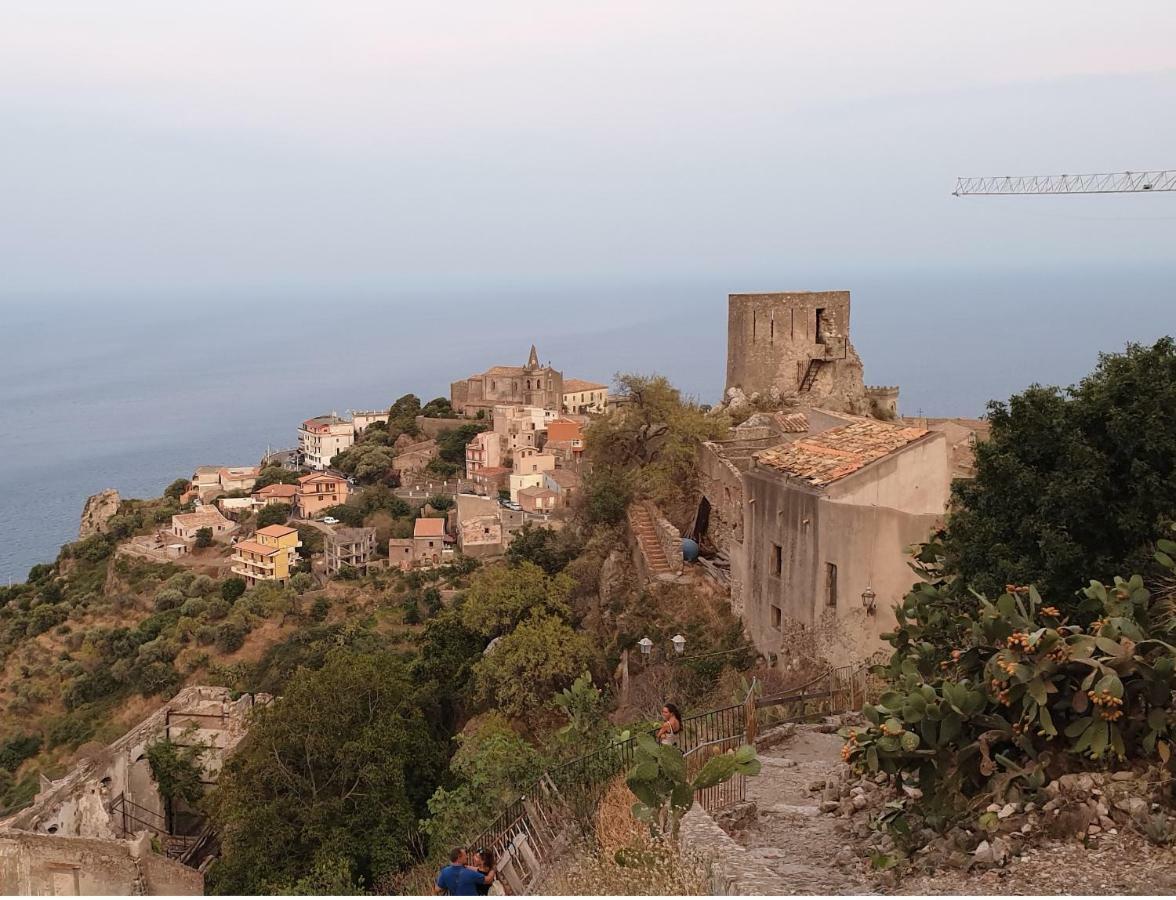 Casanima Vista Incantevole Vicino Taormina فورتْسا داغْرو المظهر الخارجي الصورة